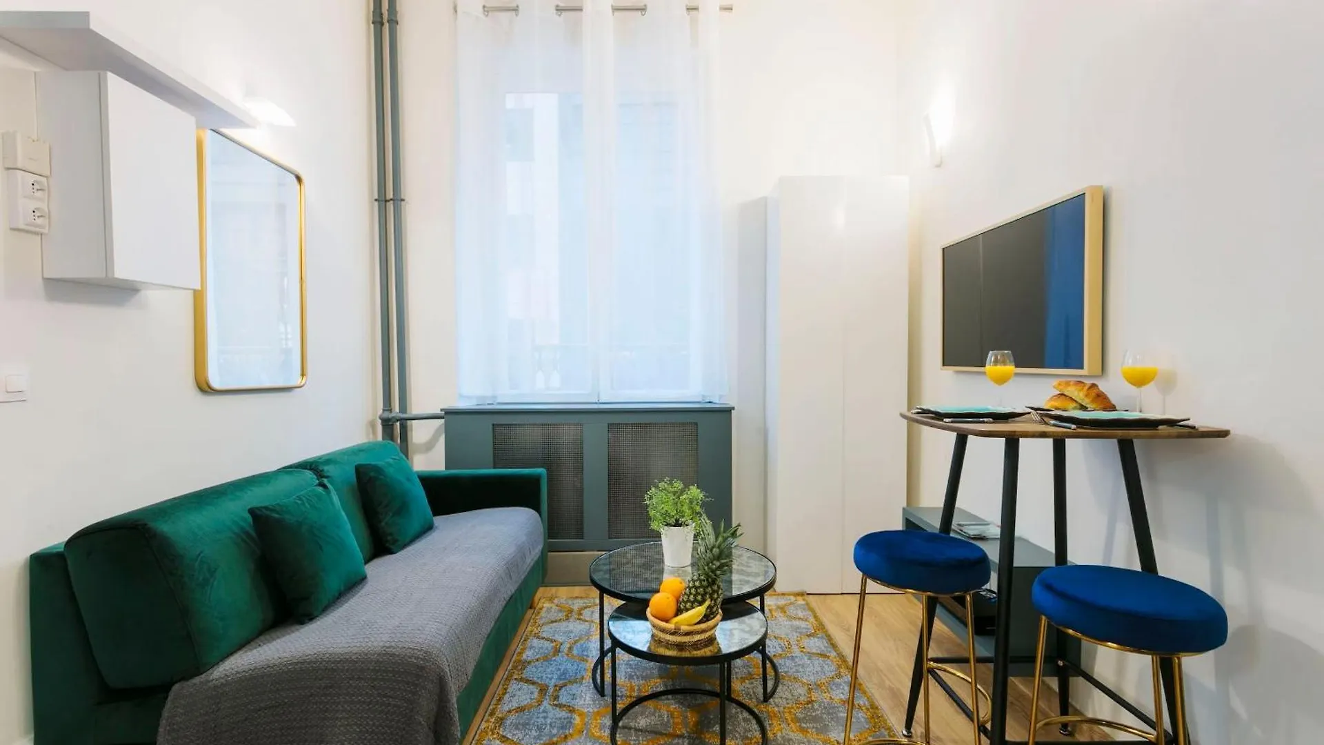 Jardins Des Champs-Elysees - Cityapartmentstay Paris 0*,  France