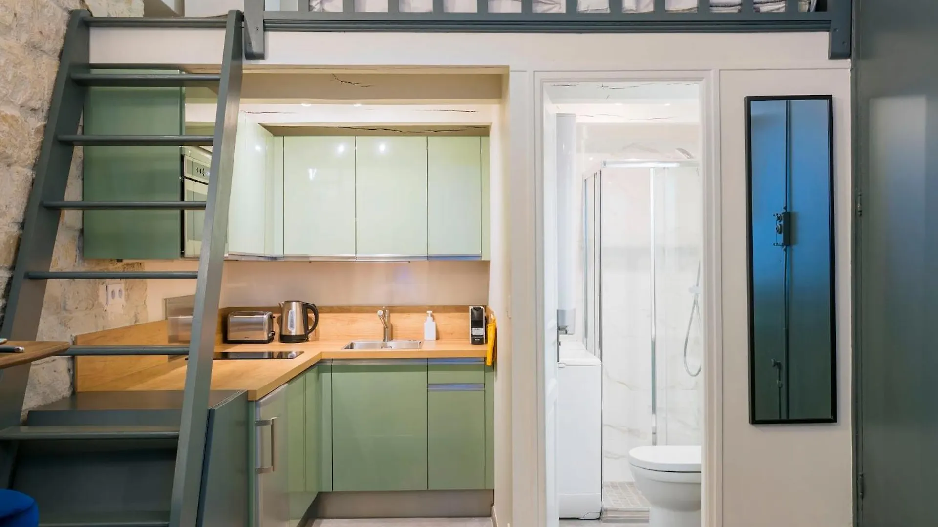 Appartement Jardins Des Champs-Elysees - Cityapartmentstay Paris