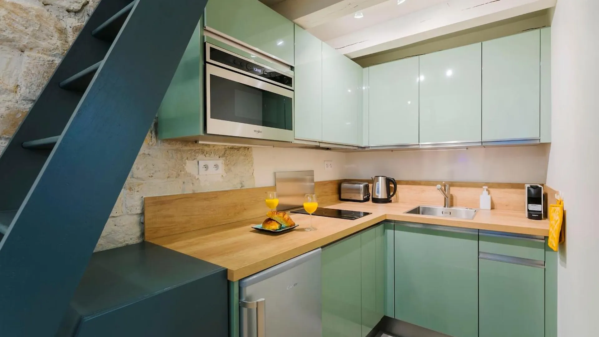 Apartment Jardins Des Champs-Elysees - Cityapartmentstay Paris